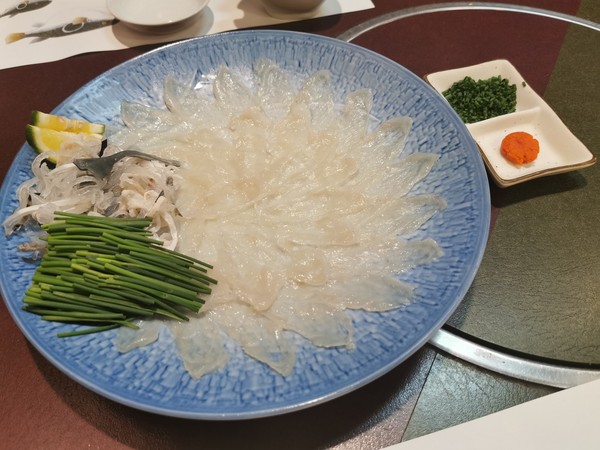3ふぐ刺し.jpg