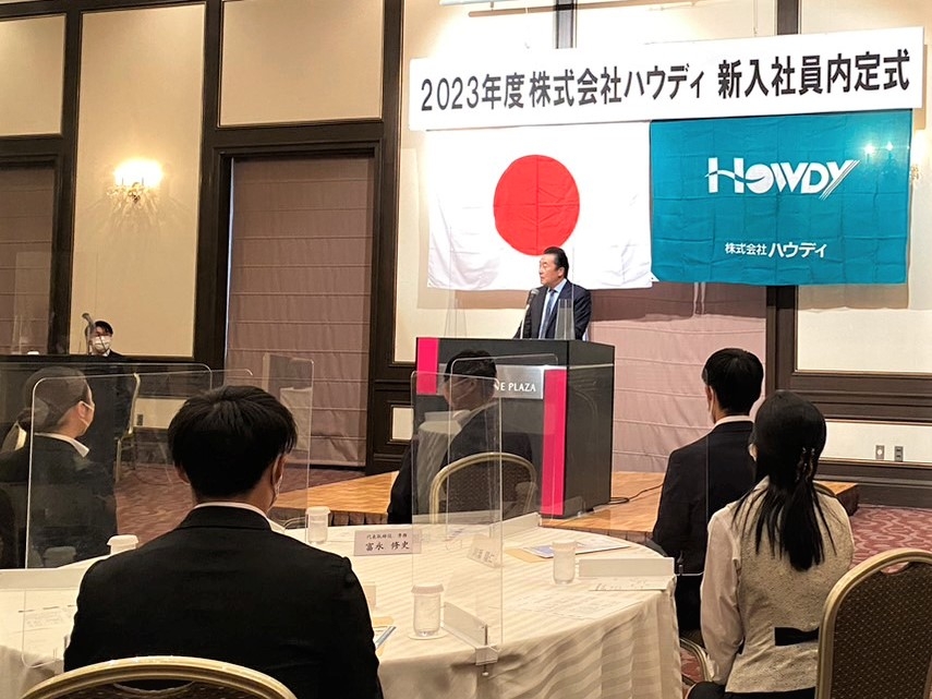 社長からの言葉に真剣に耳を傾け、まっすぐな眼で応えていました。