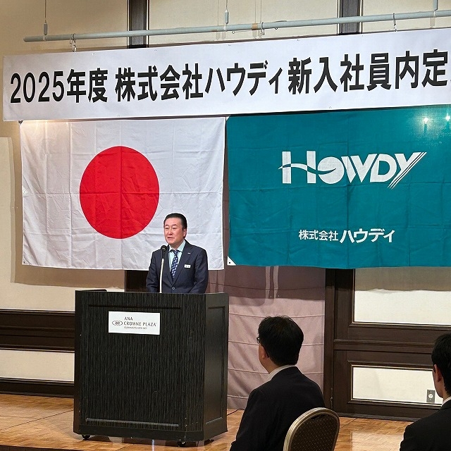 社長からの言葉に真剣に耳を傾け、まっすぐな眼で応えていました。